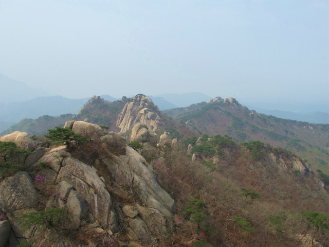 砲台尾根～北漢山方面