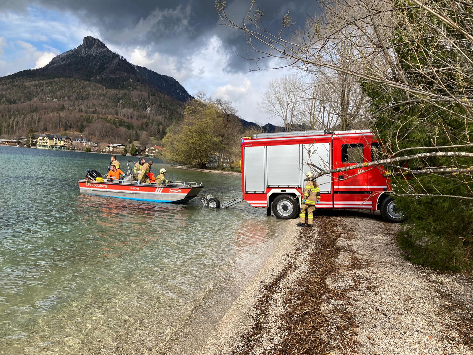 Personenrettung mit Boot