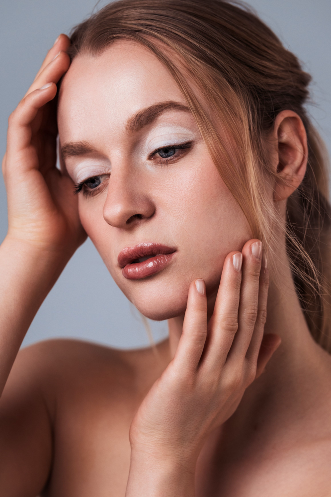 Professionelles Beauty Make-up für Commercial Fotoshooting in Münster – Close-up Styling für Kamera