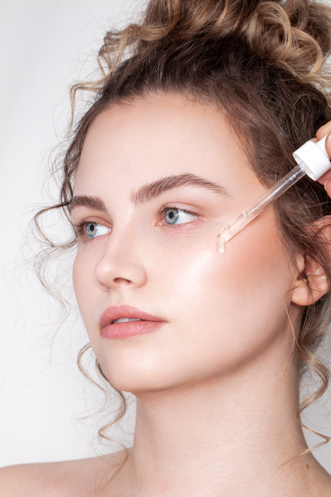 Professionelles Beauty Make-up für Commercial Fotoshooting in Münster – Close-up Styling für Kamera