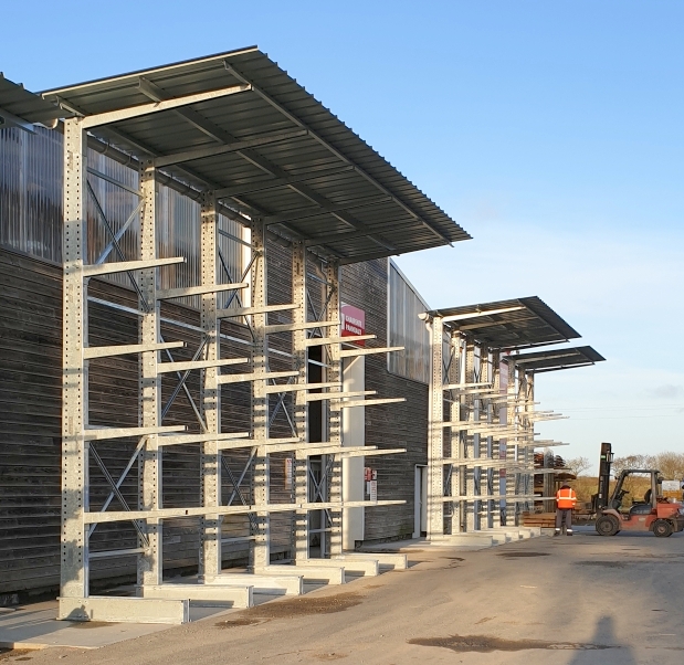 Cantilever avec toiture en Ile de France