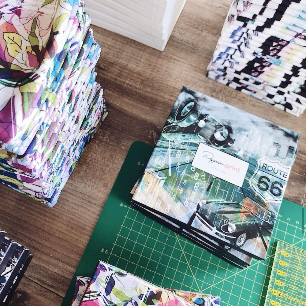 loop schals werden verpackt