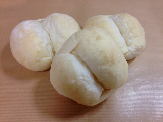 白パンです。鹿児島パン教室騎射場校。