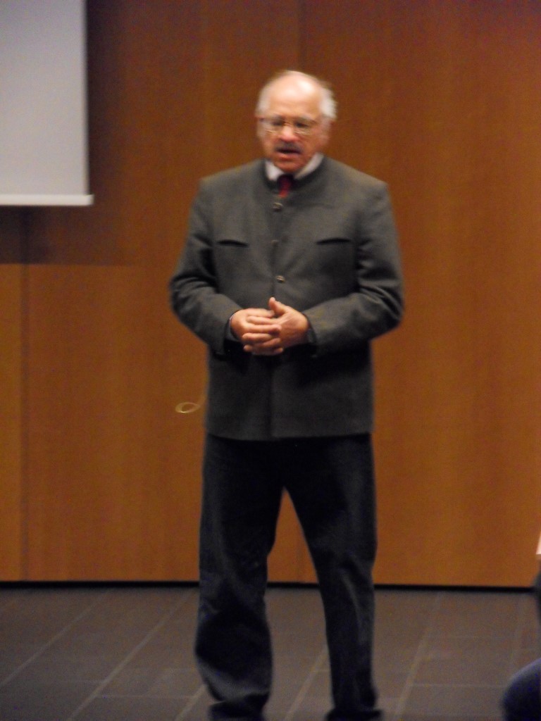 Vortragender Prof. Mag. Georg Niedetzky