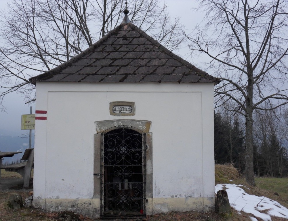 Kapelle beim Aufstieg zum Grillparz