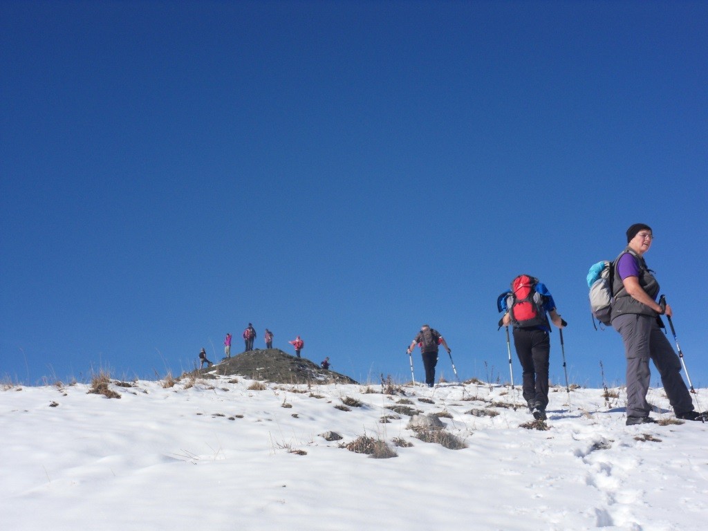 die ersten Wanderer sind schon am Gipfel