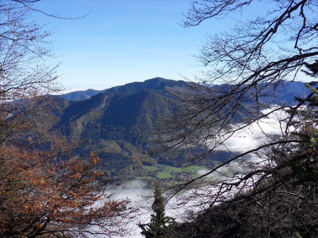 Blick hinunter ins Tal