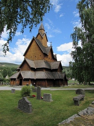 Die erste Stabkirche kurz nach Oslo