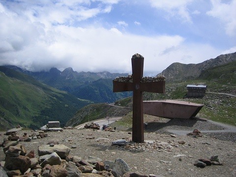 Gipfelkreuz Timmelsjoch