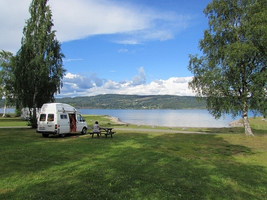 camping bei Lillehammer direkt am See