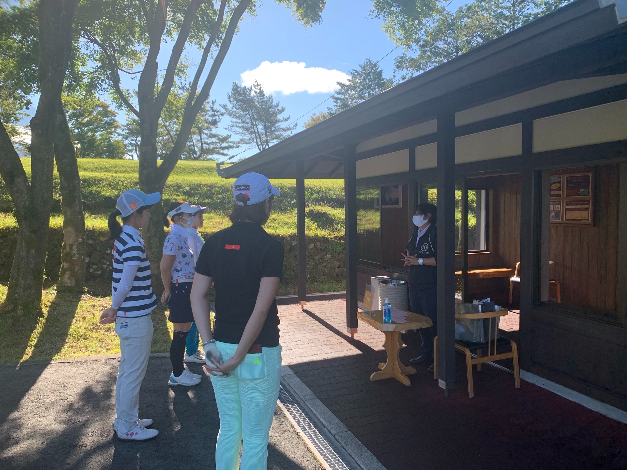 女子ゴルファー研修競技会も開催