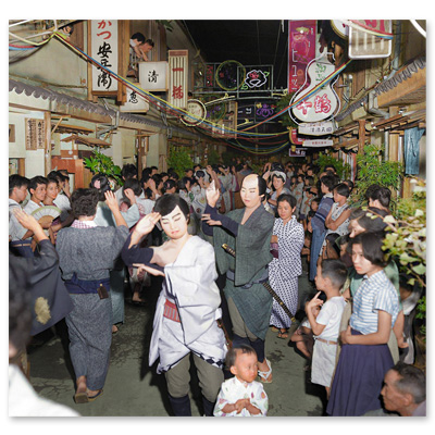 1957（昭和32）年8月25日、金沢市古寺町の新天地商店街