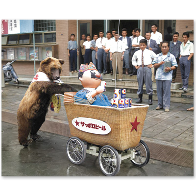 1960（昭和35）年7月2日、金沢市香林坊の北國新聞社前