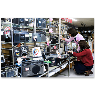 1976（昭和51）年3月8日、金沢名鉄丸越百貨店