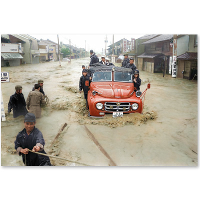 1964（昭和39）年7月18日、金沢市小坂町の旧国道8号