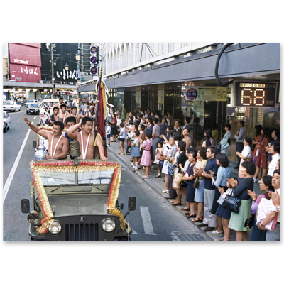 1974（昭和49）年6月2日、金沢市片町の旧大和百貨店前