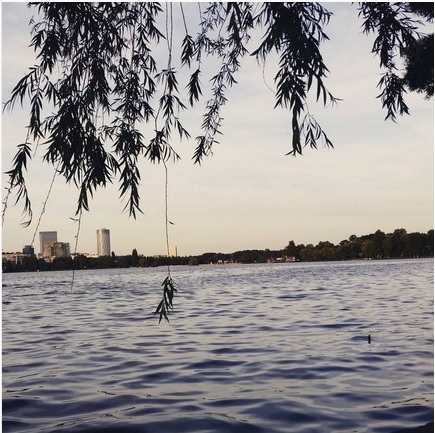 Geht immer: Entspannen am See im Herastrau-Park!