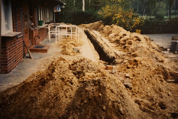 April 1989