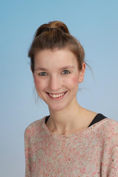 Linda Kanders - Lehrkraft (Gymnastiklehrerin)
