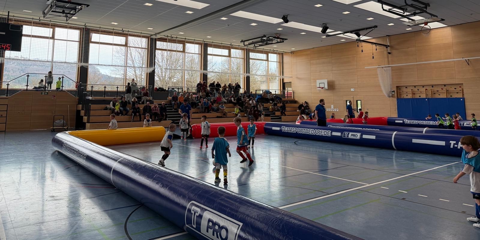 Bambini erhalten neue Spielfelder dank Elternspende