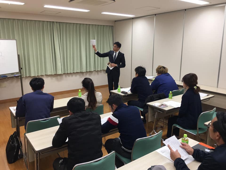企業朝礼導入研修にて指導