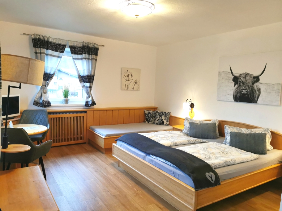 #Schusterbauer, #Koppl, #UrlaubamBauernhof, #Fuschlseeregion, #Schmitzberger, '#Doppelzimmer