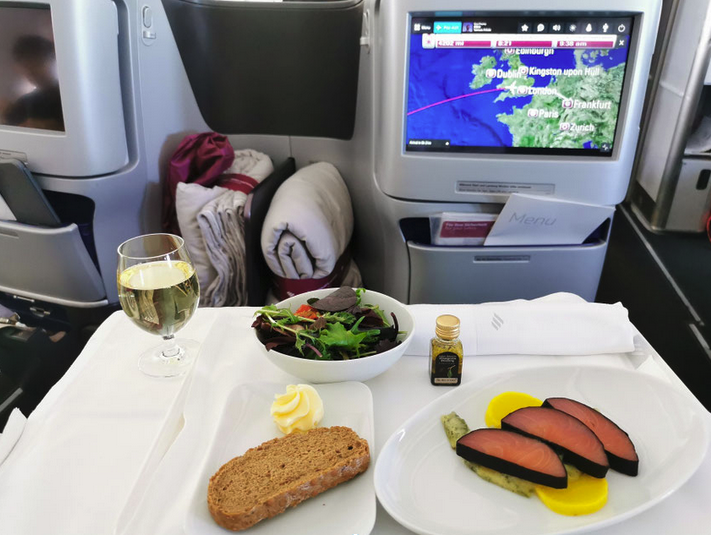 … in der BIZ-Class von Eurowings Discover.