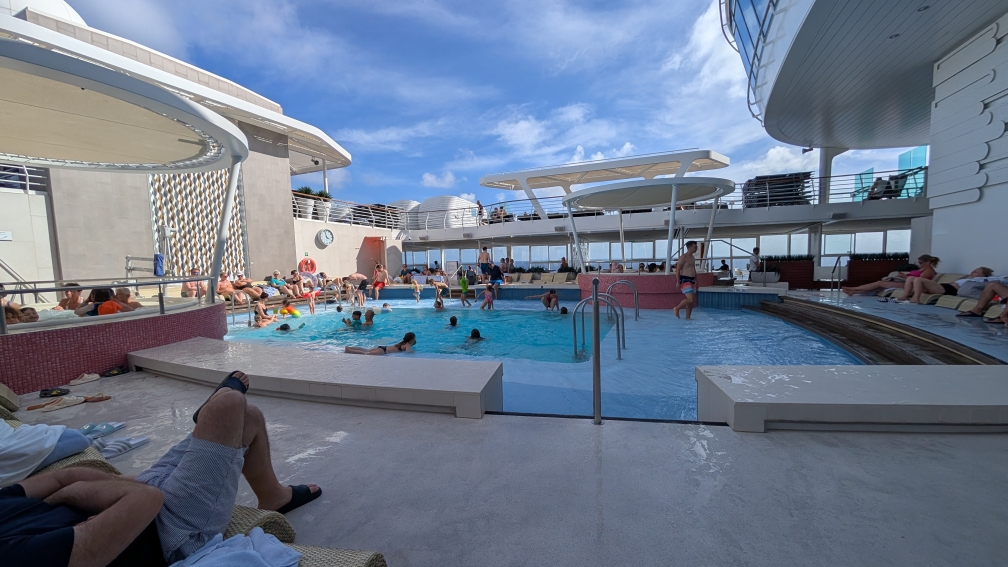 Mein Schiff 2 - Lagune (Pool-)Deck 12 (Aqua)