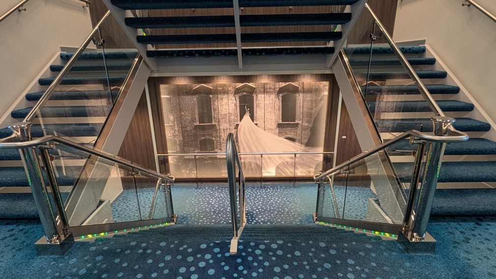Mein Schiff 2 - Treppenhaus A