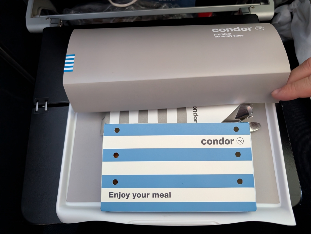 Snack in der Premium Economy