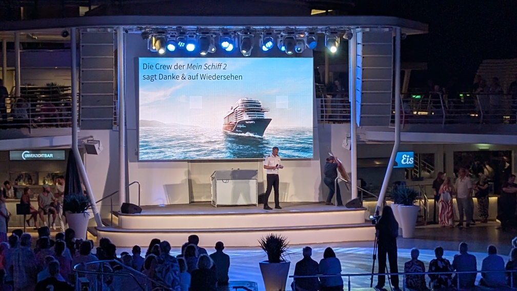 Mein Schiff 2 - Abschiedsparty Pooldeck