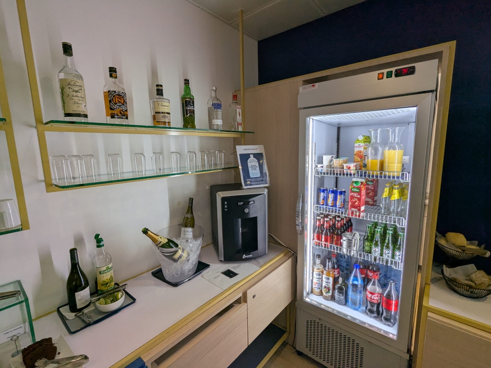 Getränkeauswahl inkl. Wein, Champagner und Rum