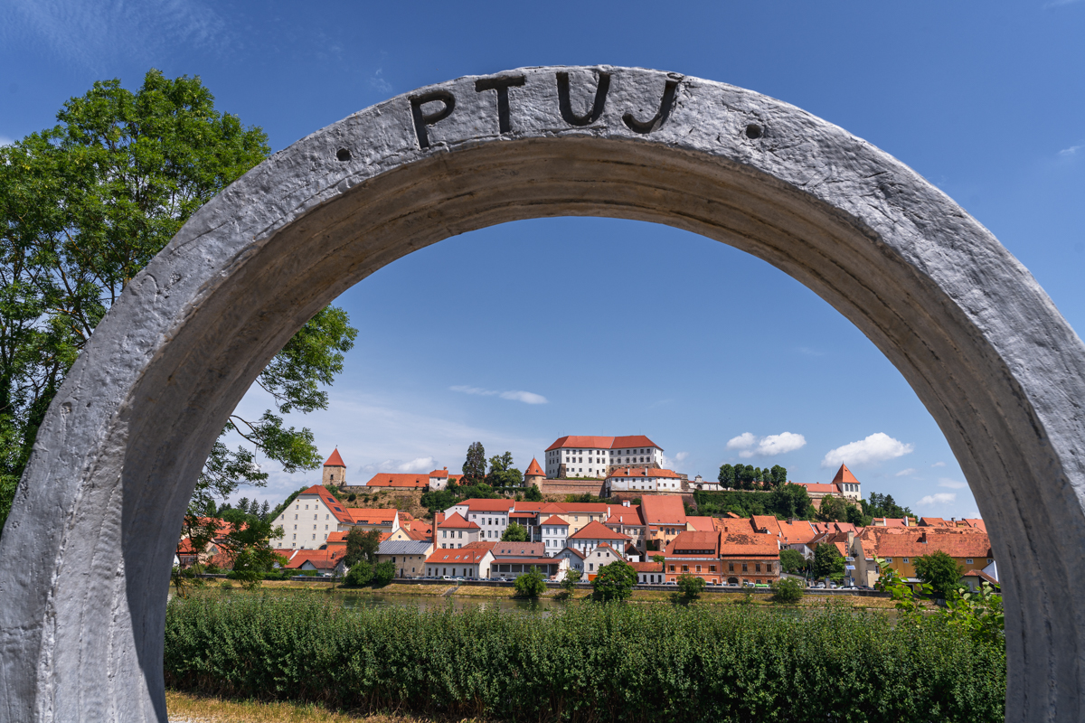 Ptuj: Entdeckungsreise durch die älteste Stadt Sloweniens für das Alpe Adria Magazin