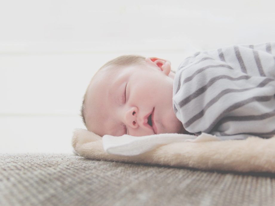 Besser Schlafen Trotz Stillen Und Familienbett Onlineberatung Fur Deine Familie