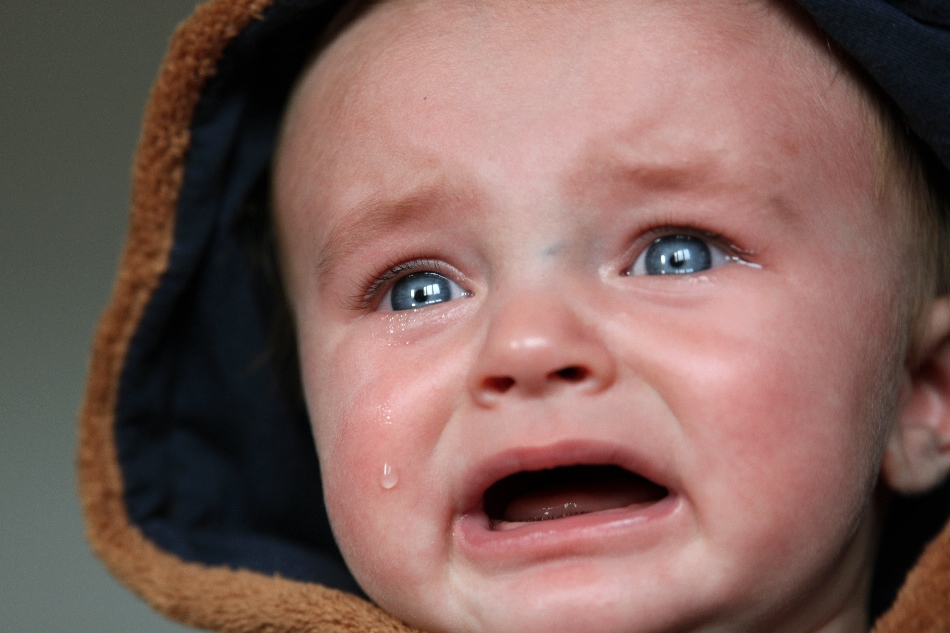 Wenn dein Baby viel weint und ständig unzufrieden ist, kommst du schnell an deinen Grenzen