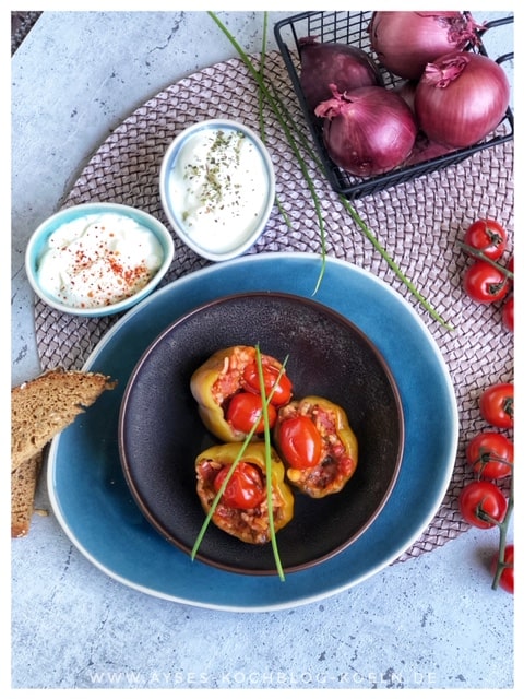 Gefuellte Paprika tuerkisch mit Hackfleisch und Reis