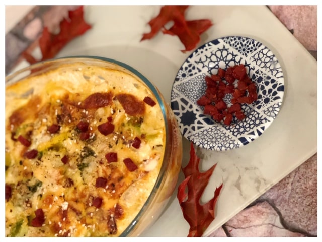Tuerkischer Kartoffelauflauf mit Sucuk und Brokkoli