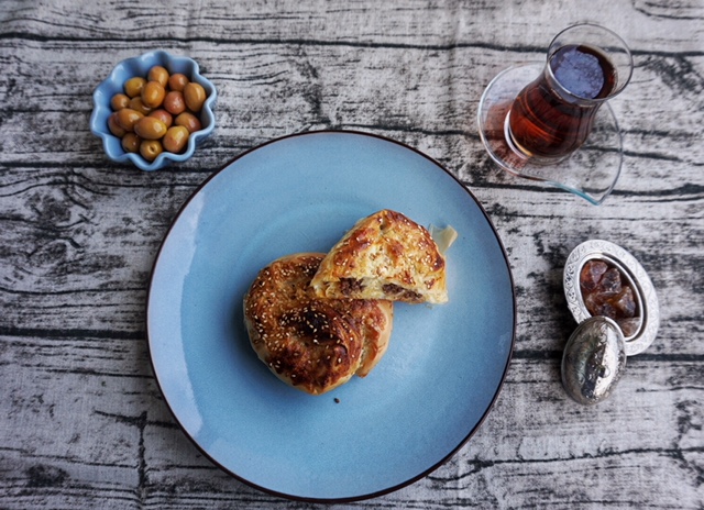 das einfachste Boerek Rezept der Welt mit Hackfleisch l Boerekschnecken