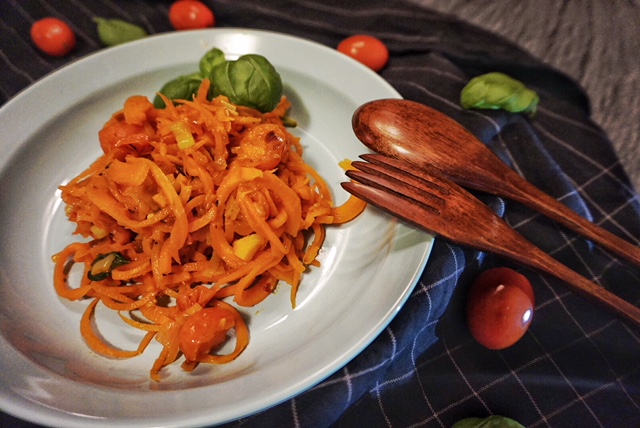 Karotti Napoli l Karotten Spaghetti l low Carb Spaghetti l 200 Kalorien