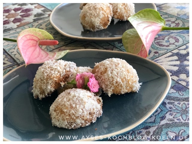 Tuerkische Kekse mit Sesam und Kokosnussraspeln l Kurabiye Rezept deutsch