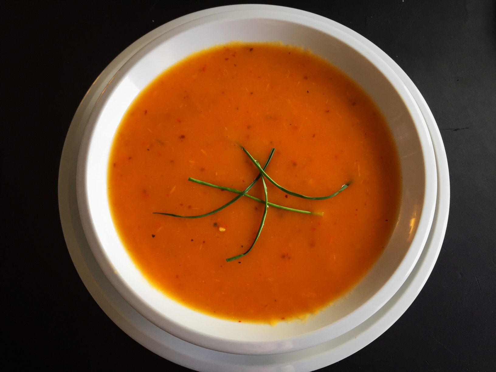 Low Carb pikante Moehren Paprika Tomaten Suppe low carb Rezepte