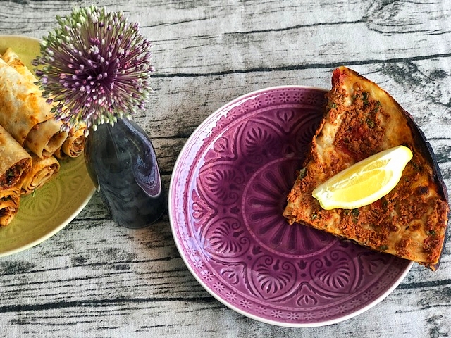 Falsche Tuerkische Pizza in 7 Minuten - Lahmacun low Carb Wrap