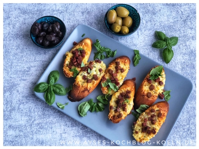 Tuerkisches Kraeuterbaguette mit Sucuk l selbstgemachtes Kraeuterbaguette