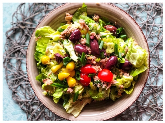 Tuerkischer Thunfisch Salat mit Ei