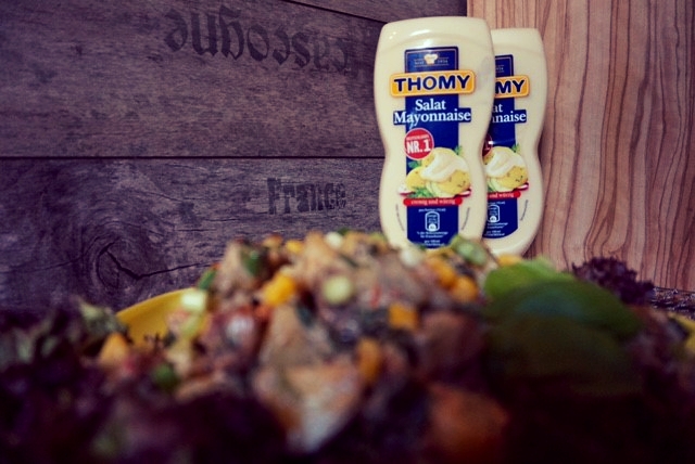 Einfacher Kartoffelsalat mit Mayonnaise zum Grillabend