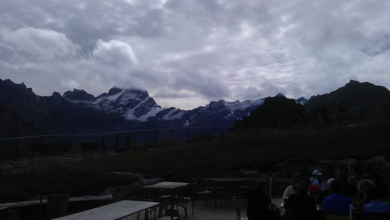 Ebenalp Richtung Säntis und Schäfler (rechts)