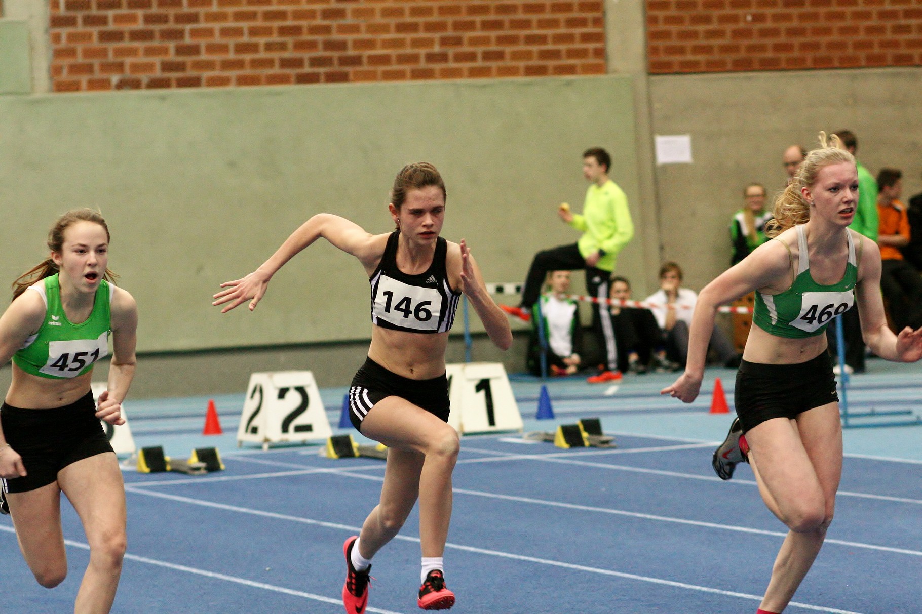 Freya Ihnen sprintet 8,23 sec (BL) über 60 m