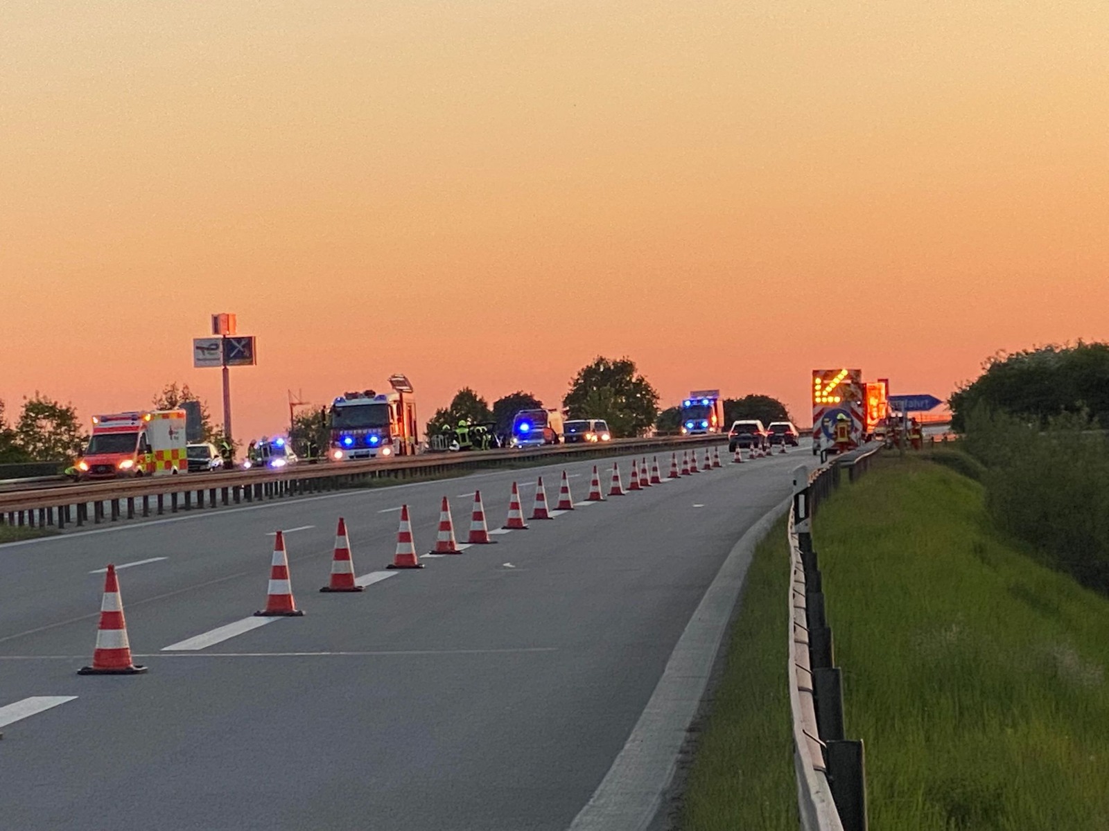 Zwei Verkehrsunfälle auf Autobahn