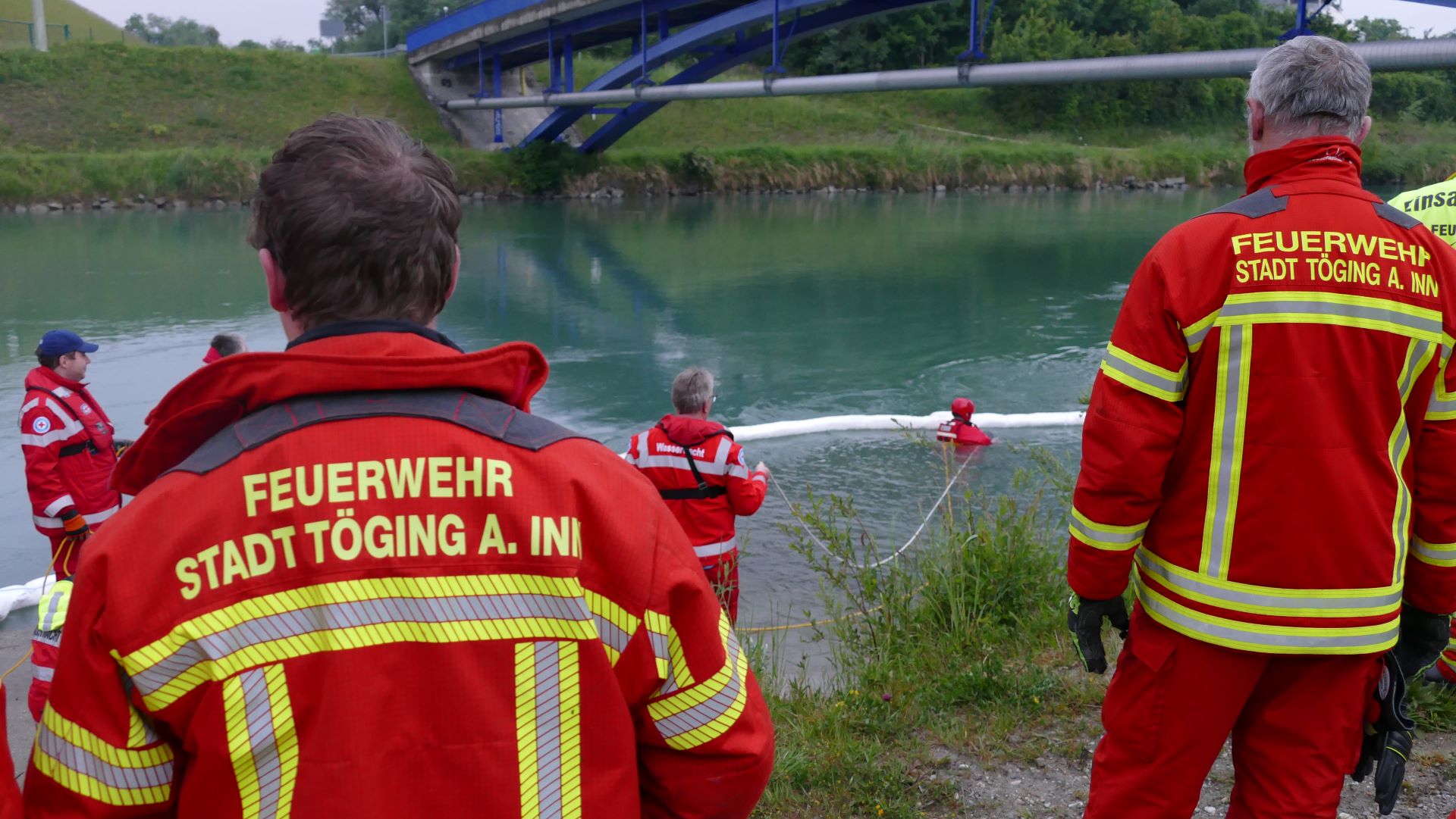 Einsatz 46 - Unbekannte Flüssigkeit auf Unterwasserkanal