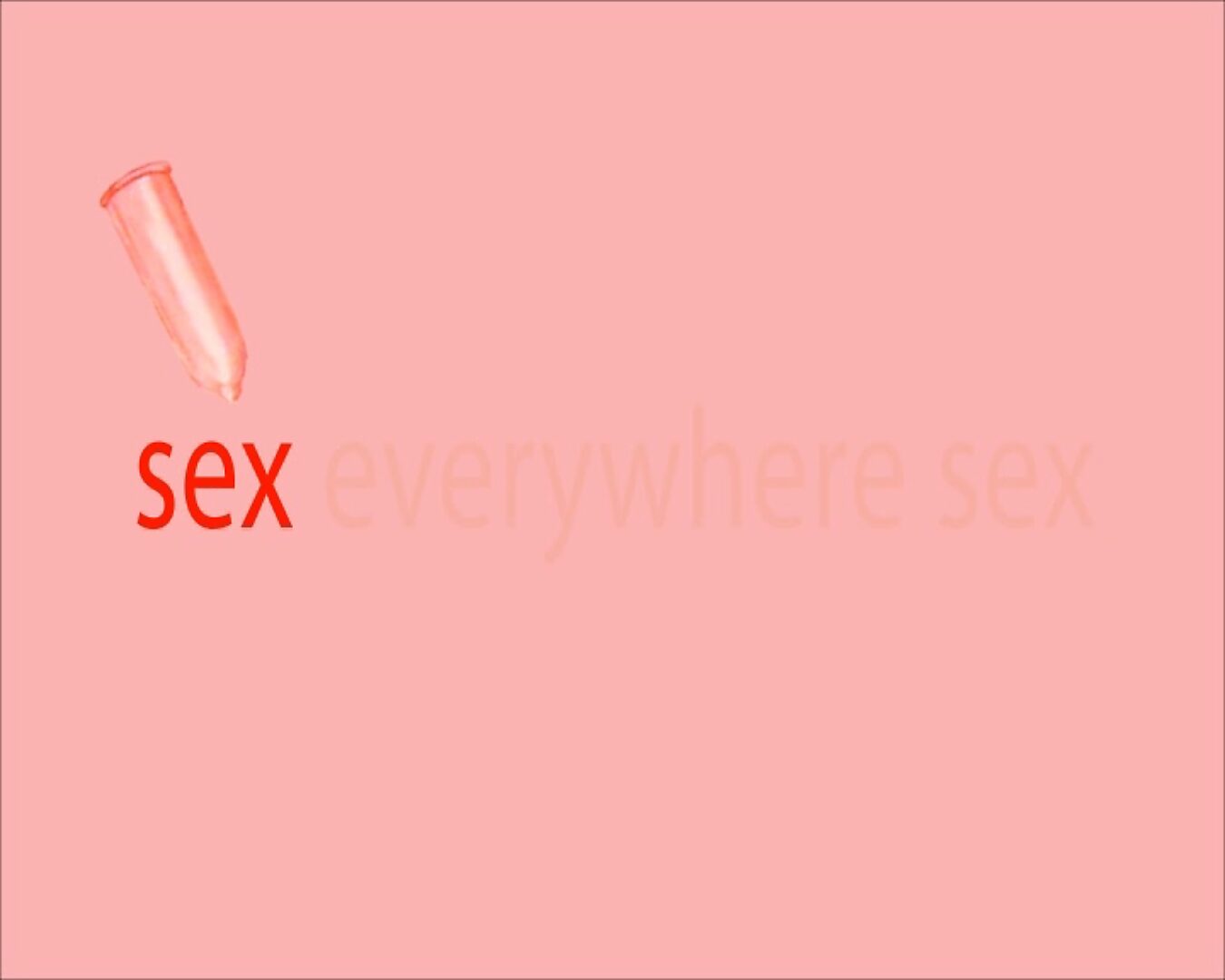 Beweging en verstilling — Sex overal sex — videostill waarin het woord “sex” in rood oplicht terwijl een zwevend condoom de tekst aanwijst.